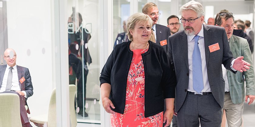 Five years ago, Prime Minister Erna Solberg was welcomed by Jónas Einarsson, founder of Oslo Cancer Cluster, at the opening of the Oslo Cancer Cluster Innovation Park. Photo: Gunnar Kopperud