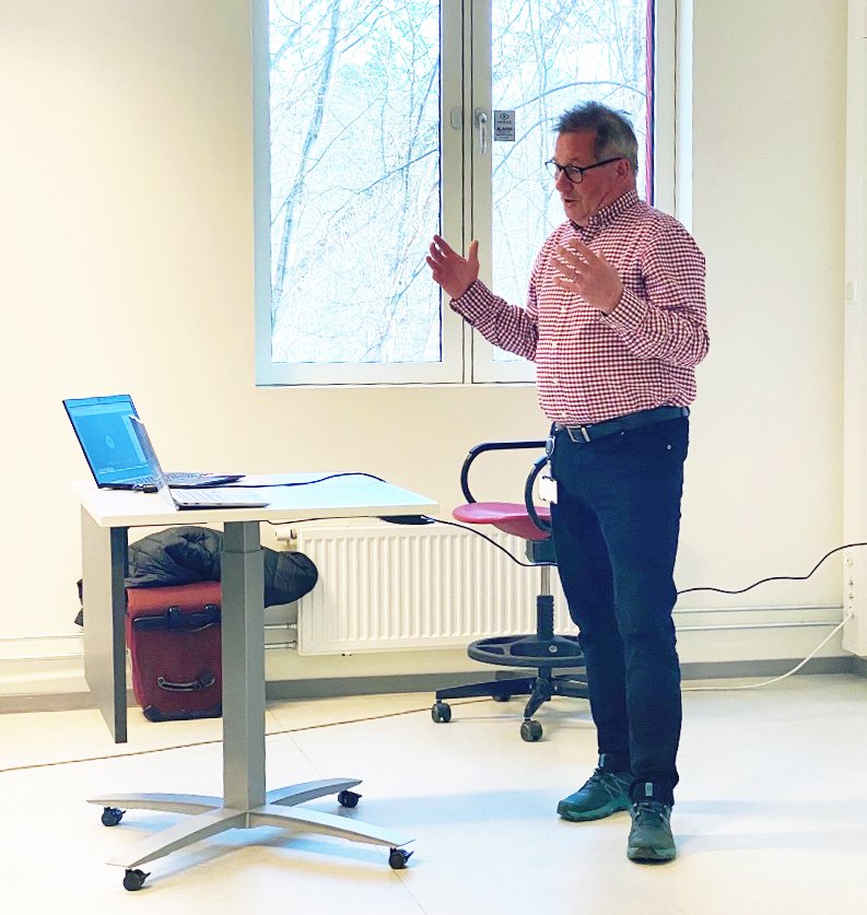 Øyvind Kongstun Arnesen inspired the students with his reflections on and experiences of internationalisation and ethics in the pharmaceutical industry.